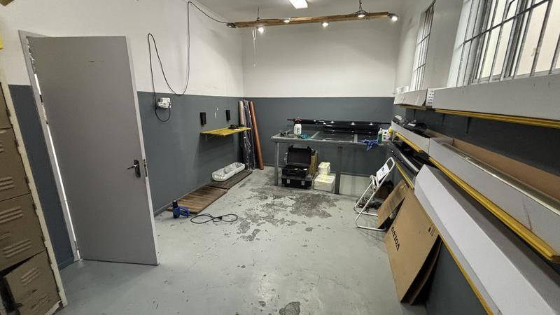 To Let commercial Property for Rent in Paarden Eiland Western Cape